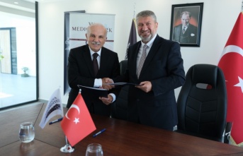 Mudanya Üniversitesi ile Medical Park Bursa arasında iş birliği anlaşması imzalandı